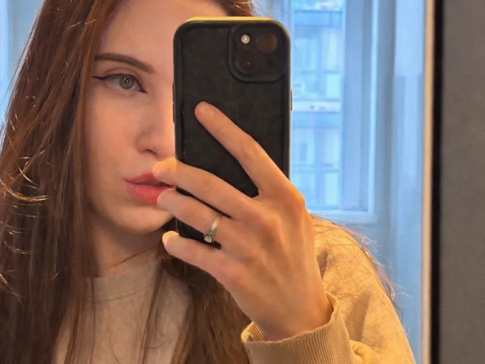 urpetite21's most recent online preview