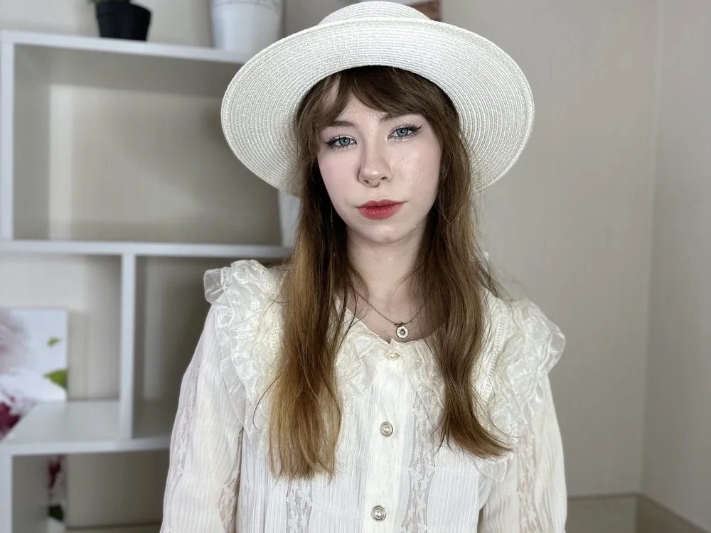 DieraForster's Offline Chat Room