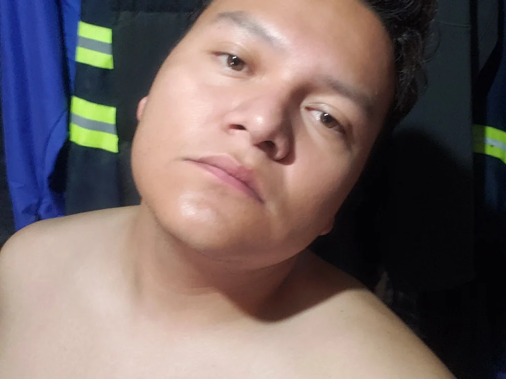 oso_blanco99 offline chatrum
