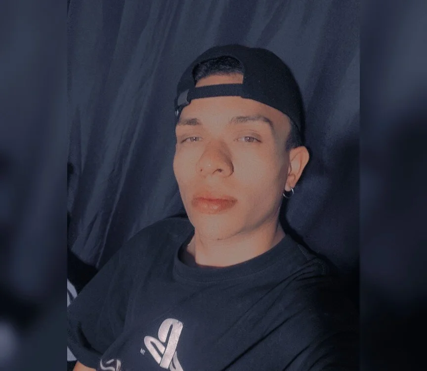 maykolstiven's Offline Chat Room