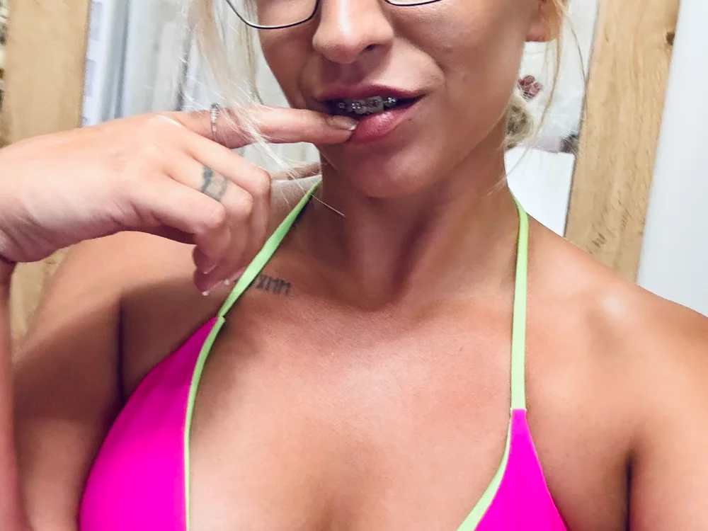 sofiah_ offline XXX-chatje