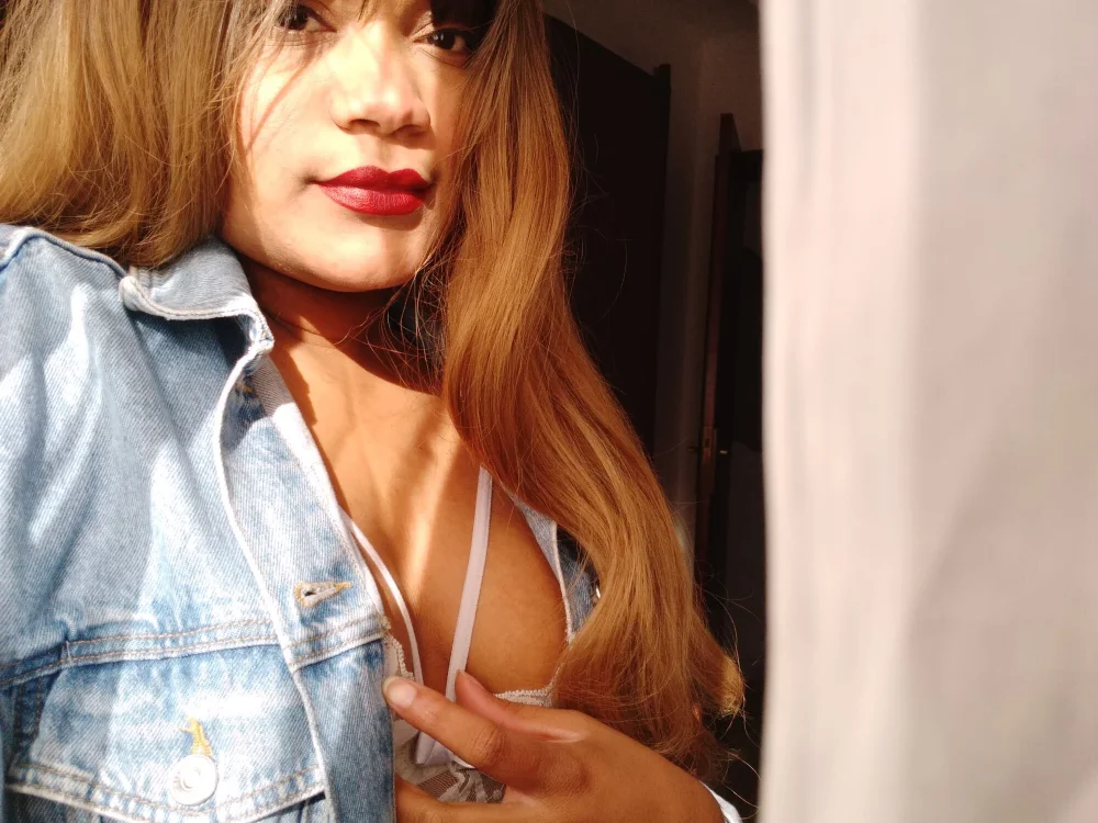 Tiana_SC's Offline XXX Chat