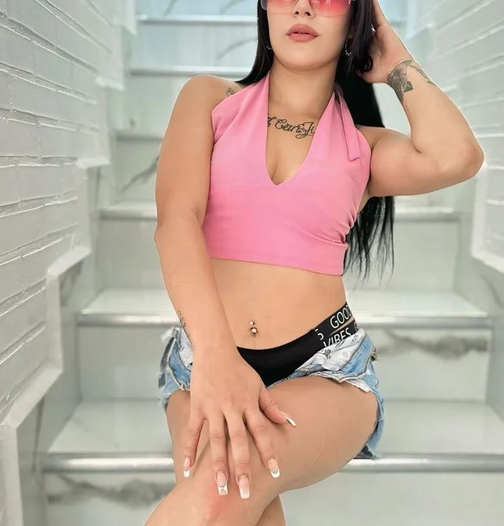 Alexa_Rose99 2