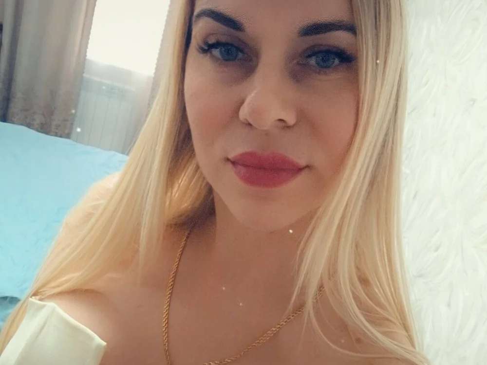 AimeeXRose's Offline Chat Room