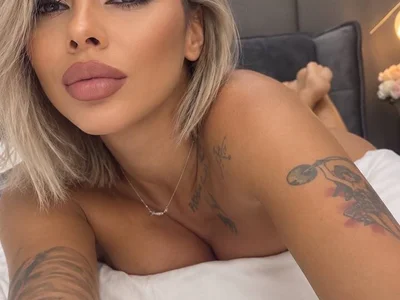 Naomi_Cole - Girl 