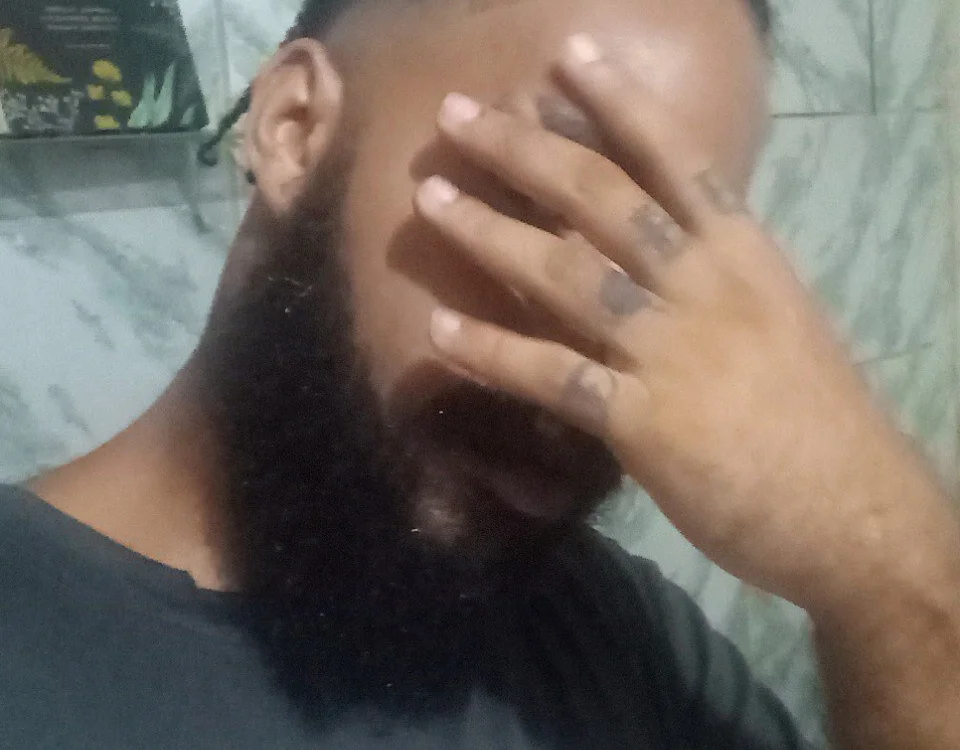 rasblack77's Offline Chat Room