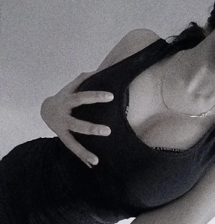 its_kritika offline XXX-chat