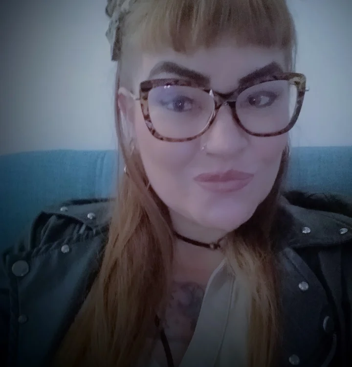 LadyPolka Obrolan XXX Offline