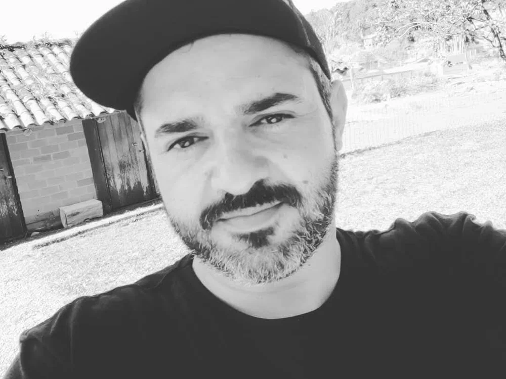 Kadu2712 offline chatrum