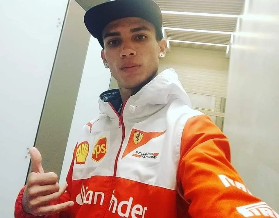 jaksonrenato's Offline XXX Chat