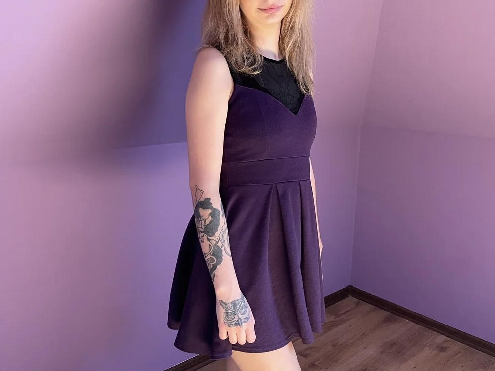 Butterfly_Free's Offline Chat Room