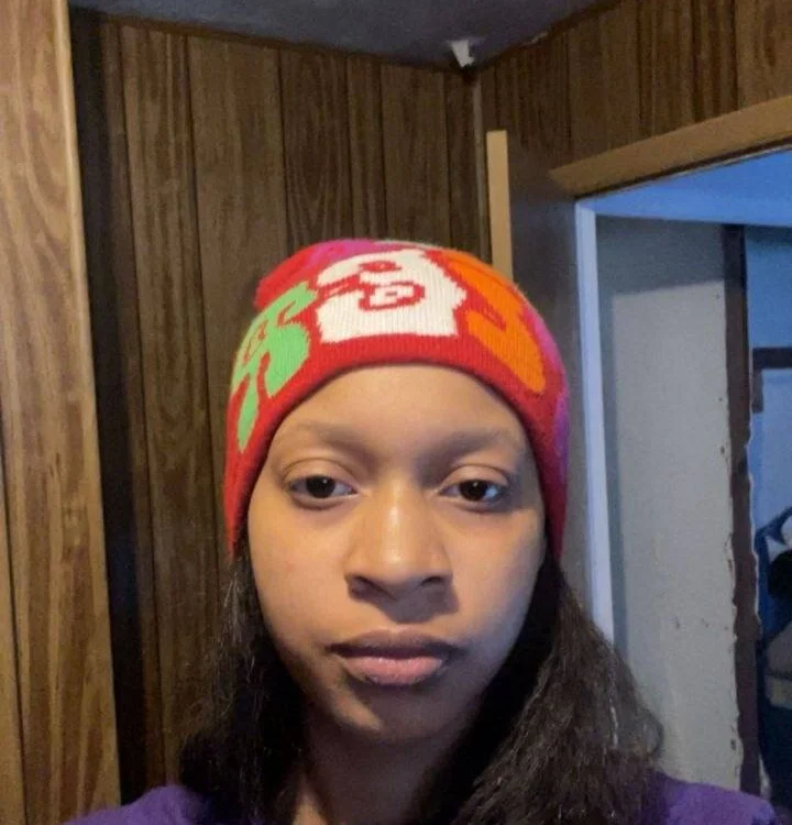 chanise35's Offline Chat Room