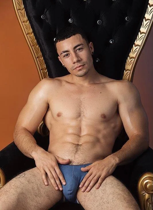 JhojanStrong's Offline XXX Chat