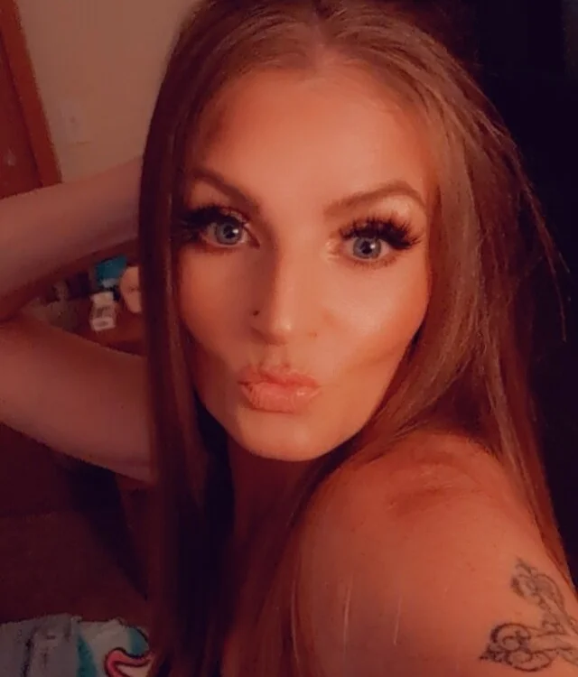 Sarrahlynn314 offline chatrum