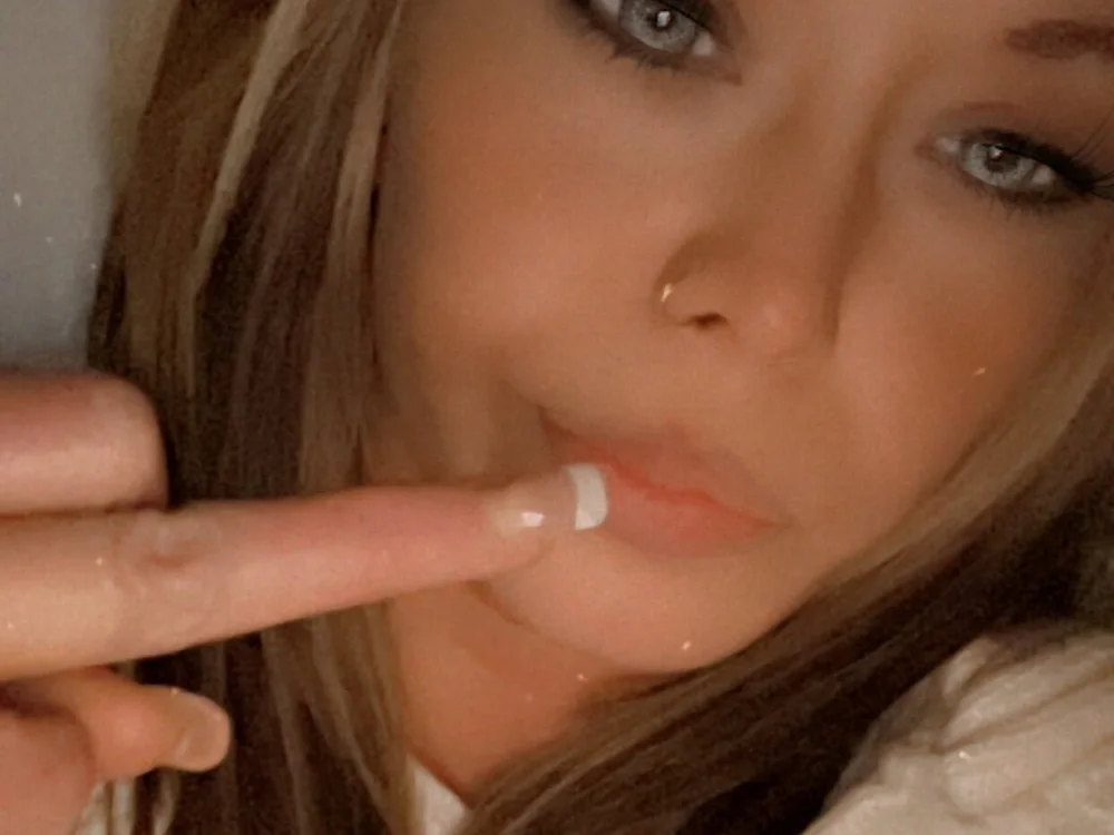 B3atthatKitty's Offline XXX Chat