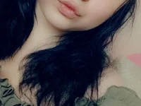 Linasexy777 élő XXX-chatje