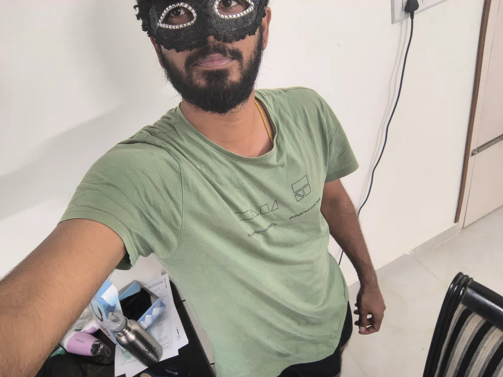 IamRahul2001 離線 XXX 聊天