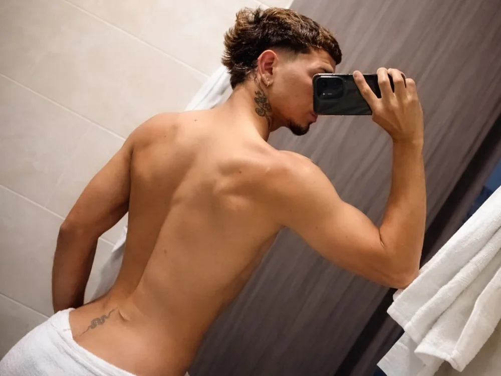 apolo_lux: офлайн-секс-чат