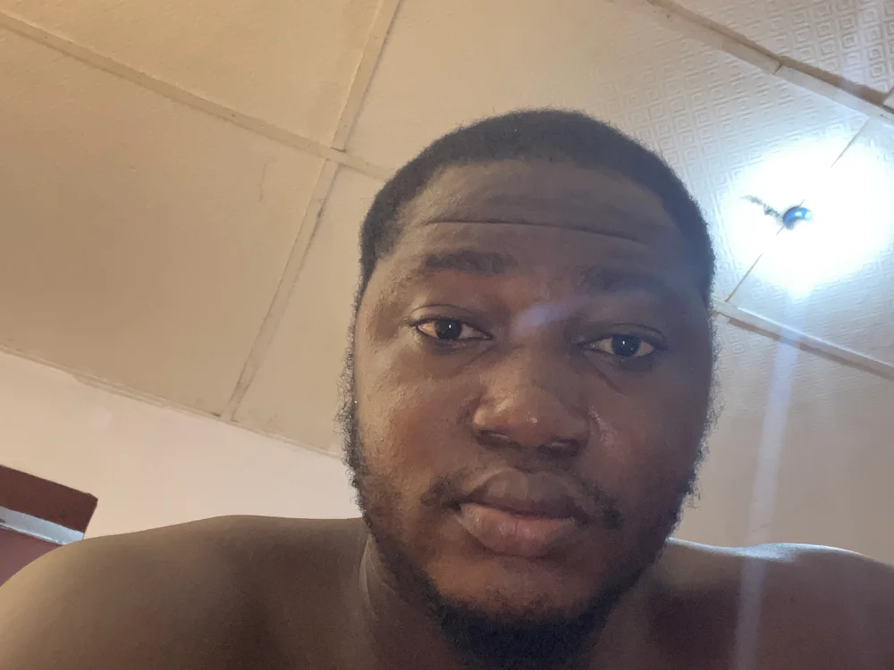 snow_black9 Chat XXX offline