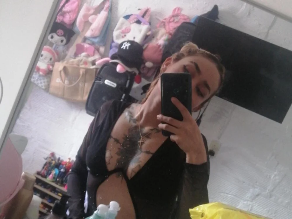 Stephanie_Rebel offline chatrum