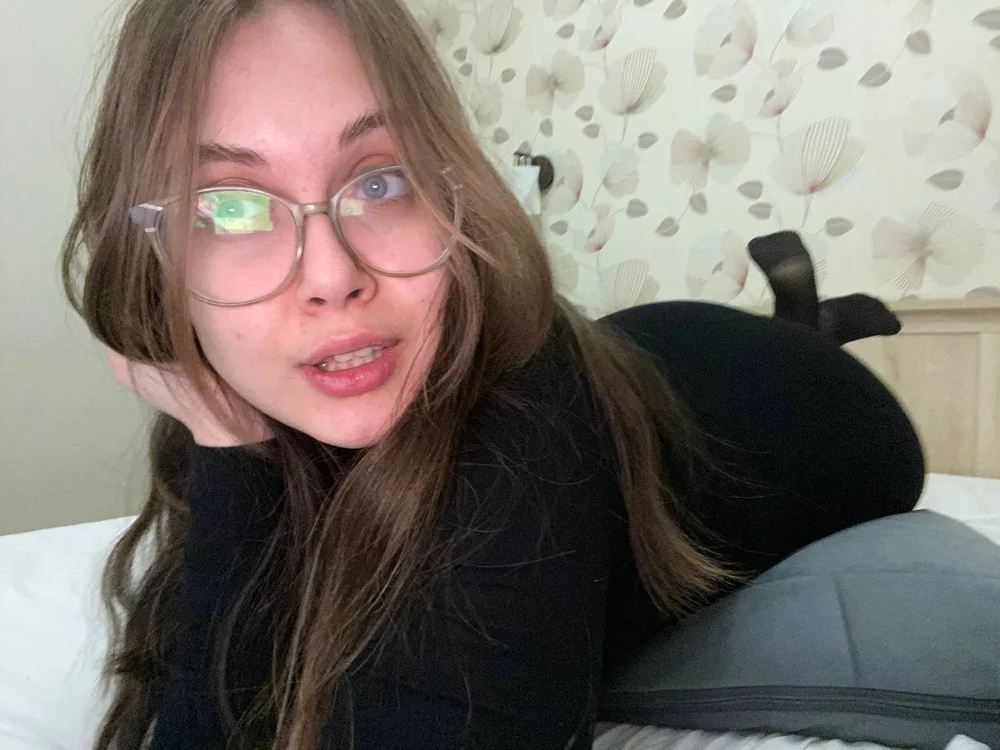 צ'אט XXX לא מקוון של emilymurrr