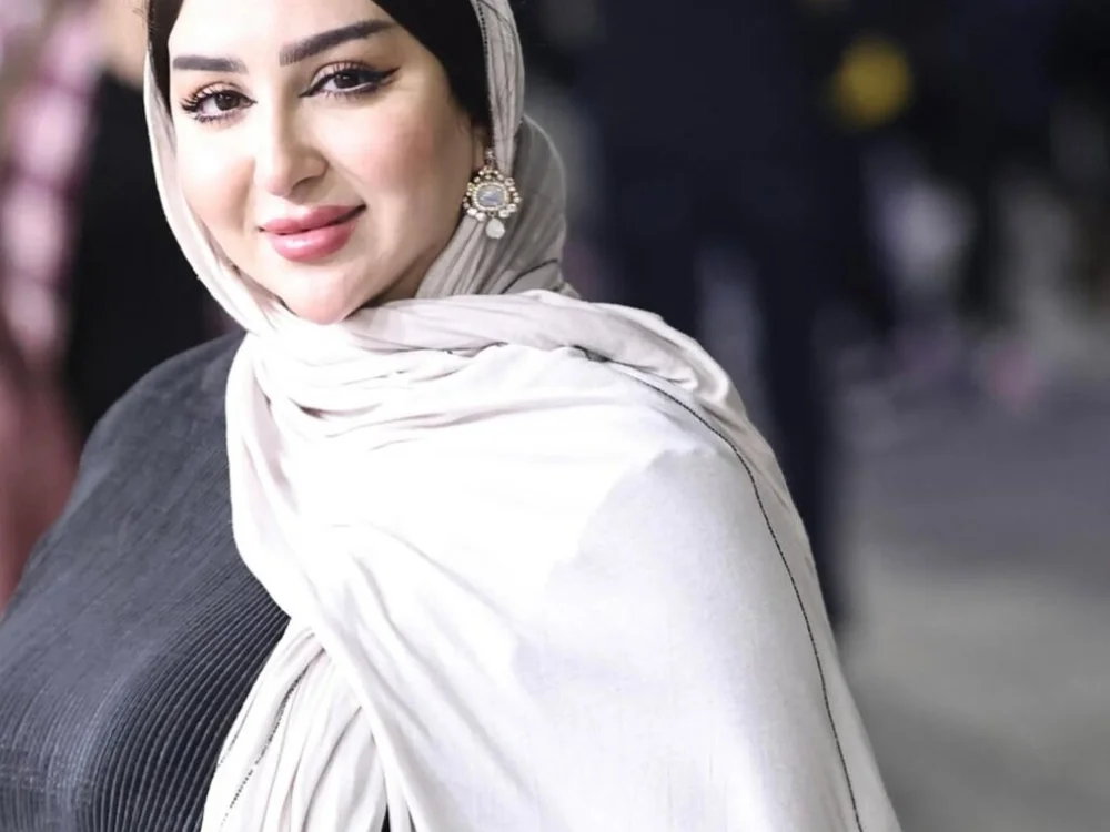 yara9ahbouna's most recent online preview
