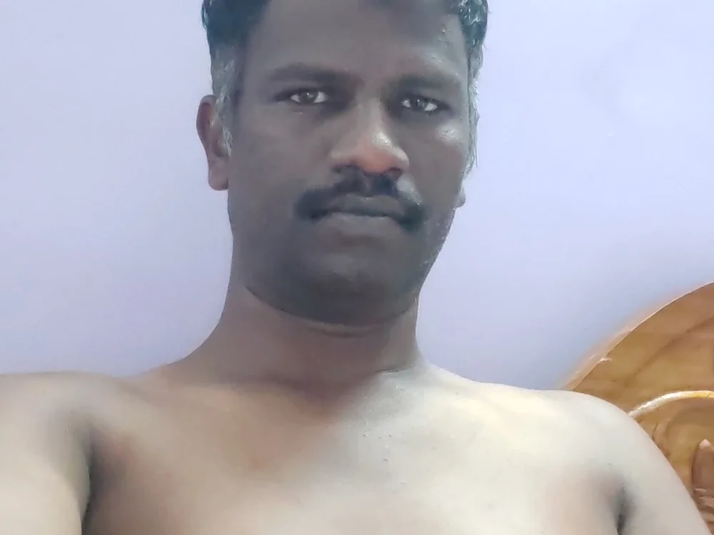 Chatroom XXX hors ligne de Paramkeerthi