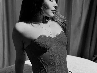 Bleer_Rousse - Girl 