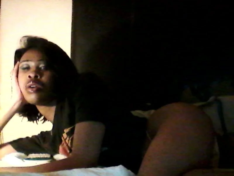 GhettoFabulous' Offline XXX Chat