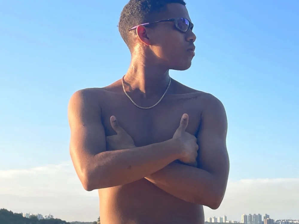 badboy027_ Offline XXX-Chat