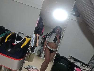 RENI6989 - Girl 