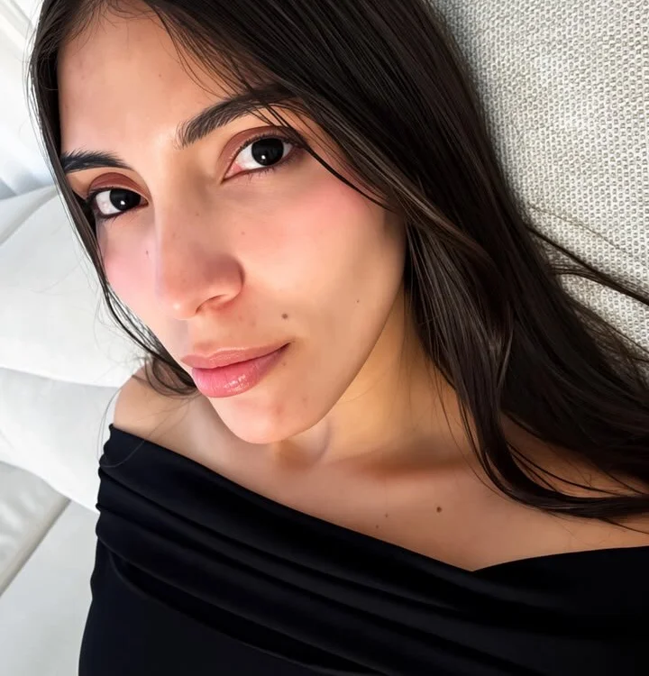 Arianna_rigel's Offline XXX Chat