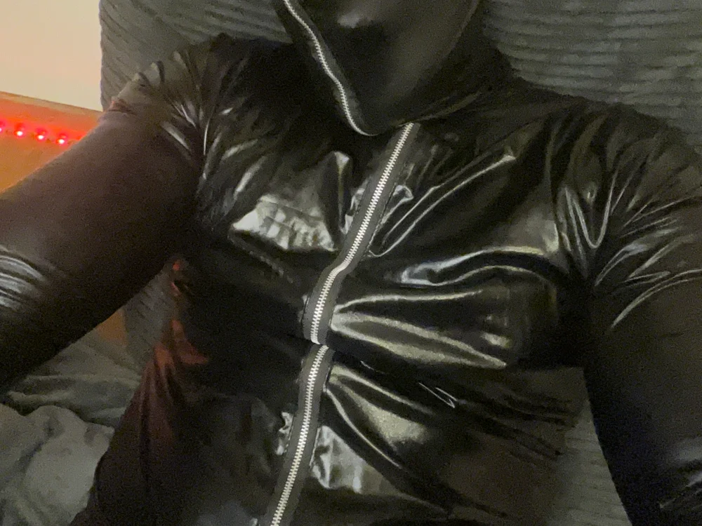 AngelbondのオフラインXXXチャット