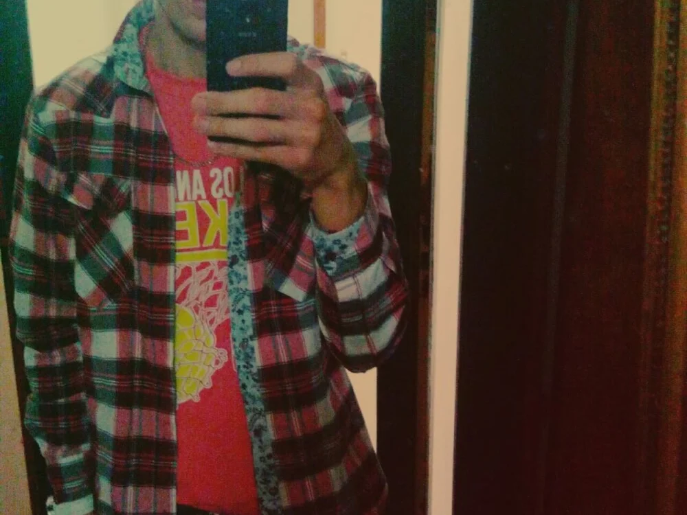 Ser_47aen Offline XXX chat