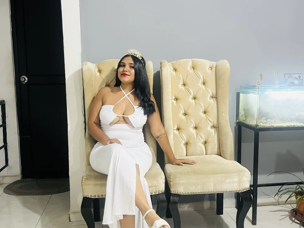 nicolerojas555's Offline XXX Chat