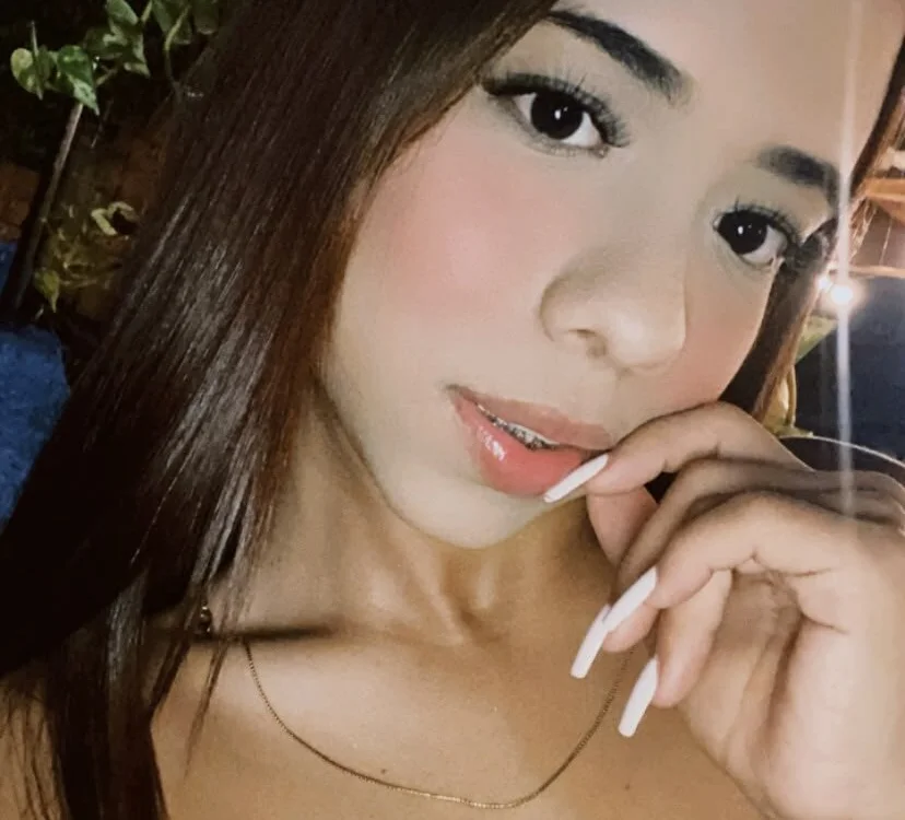 vane_roser's Offline Chat Room