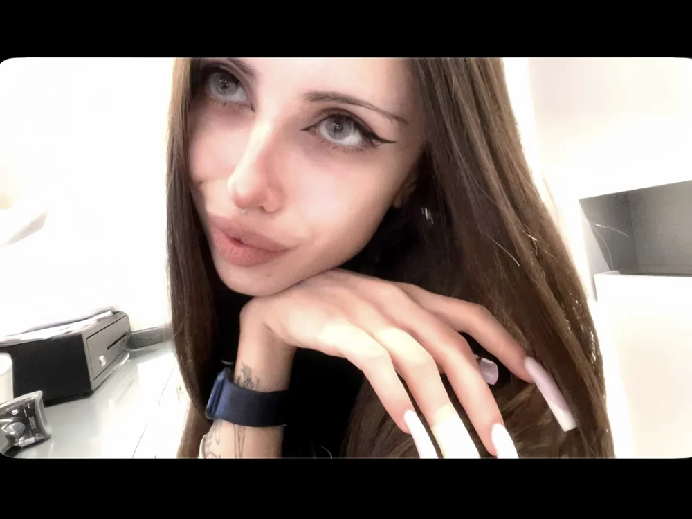 jessss_angel's Offline Chat Room