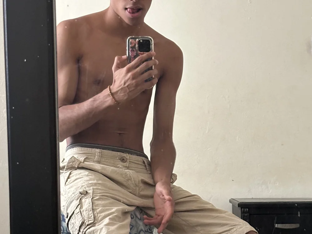 Offline XXX chat modela DeividBigCock23