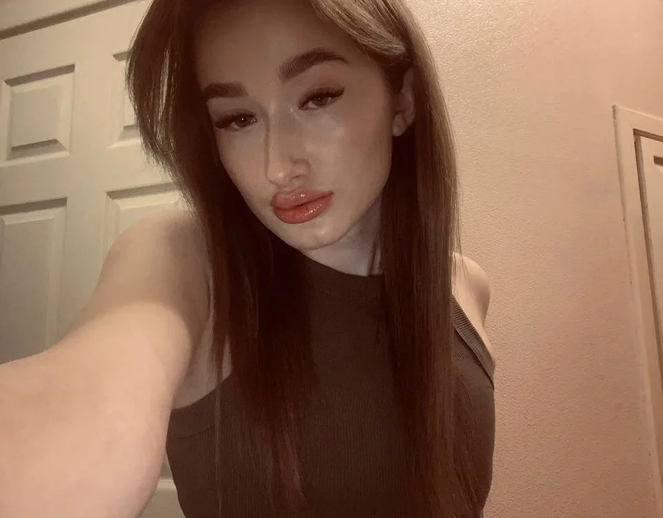 Evis_Dailyy 離線 XXX 聊天