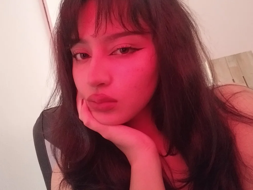 kat_noir's Offline XXX Chat