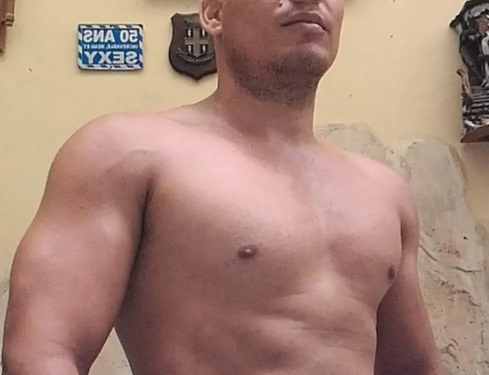 Cubanos_Libres' Offline Chat Room