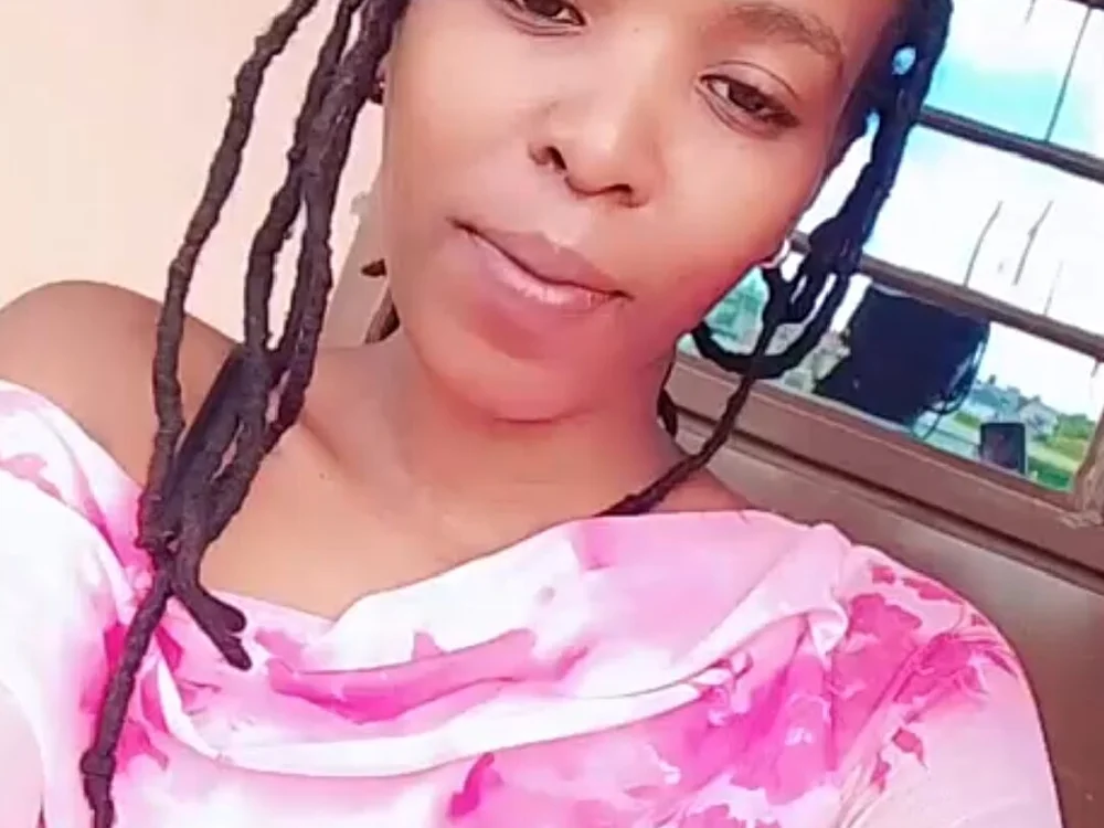 Offline chat soba modela Pinky_monna