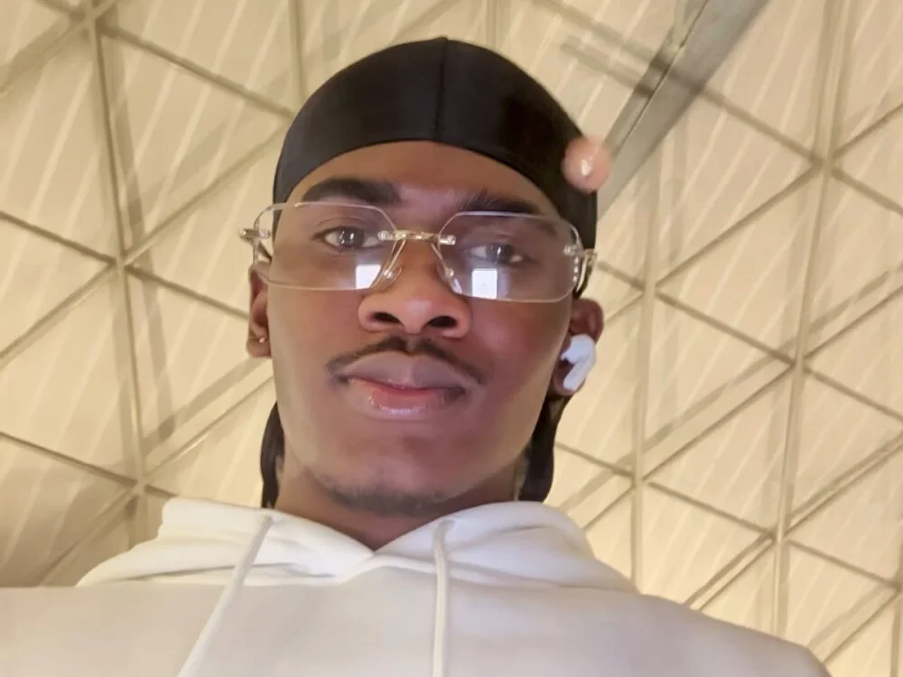 friendslymens Chat XXX Ngoại tuyến