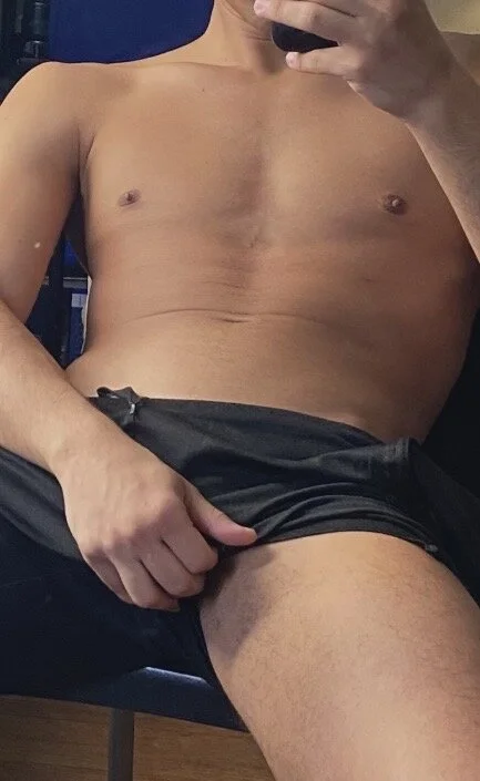 felixxxharris's most recent online preview
