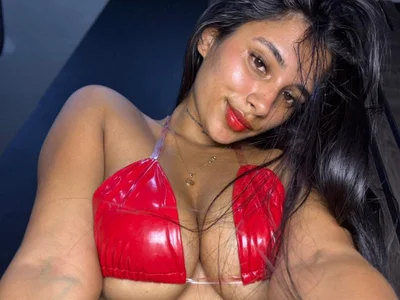 Lorena_Mcfly on StripChat