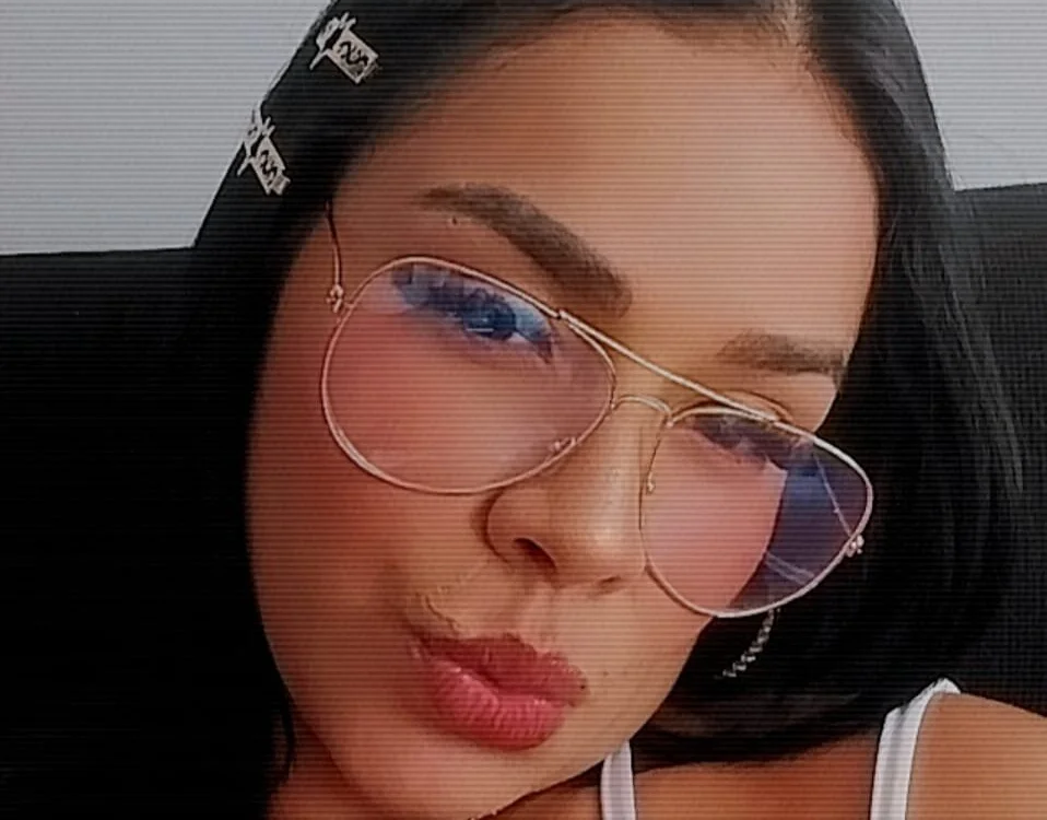 catalina-foxx's Offline XXX Chat