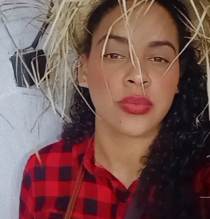 A_gostosa25: офлайн-секс-чат