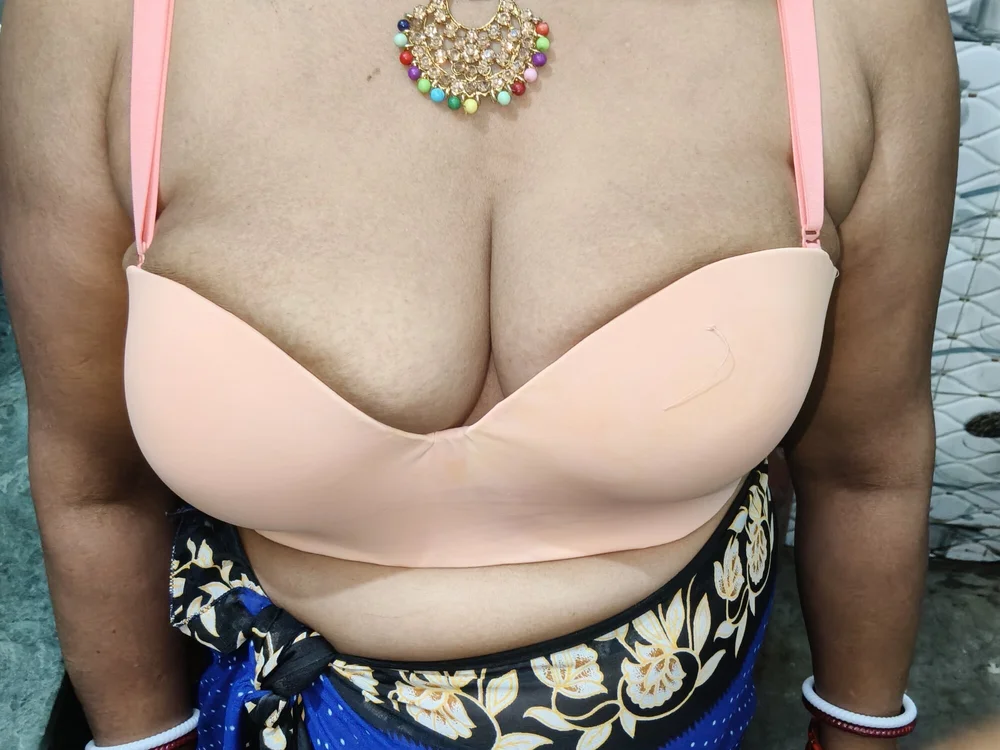 Офлайн-чат XXX Priyadiwani
