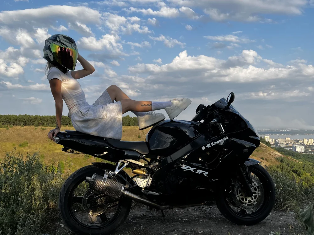 Malia_love 離線 XXX 聊天
