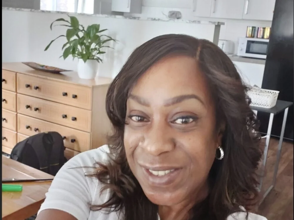 Ebony-SultryX Adlı Modelin Çevrimdışı XXX Sohbeti